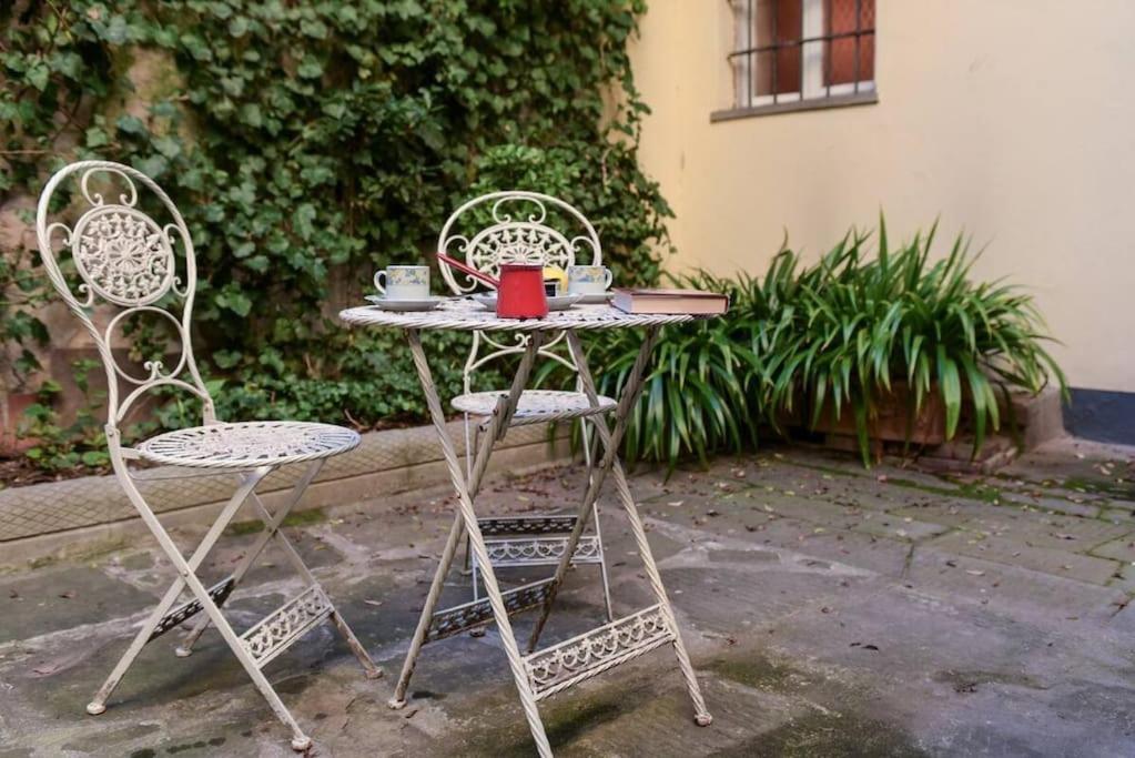 Cozy Apartment With Private Garden - City Center - Firenze Kültér fotó